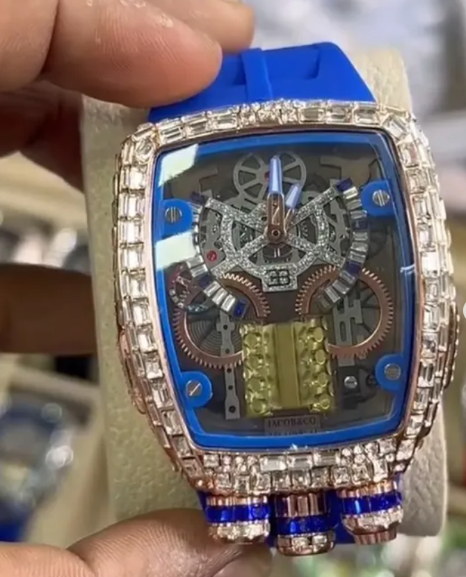 Luxury Skeleton Diamond Bezel Watch – Automatic Mechanical with Rubber Strap